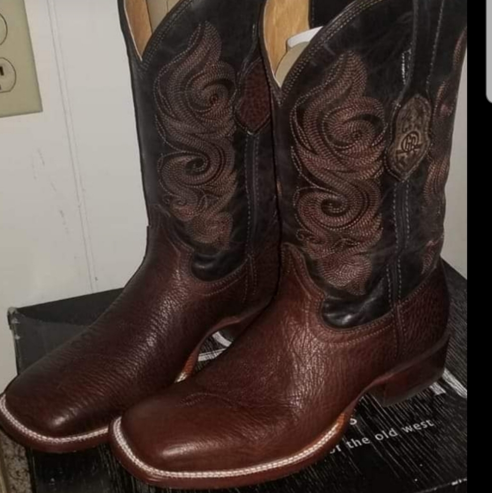 Men's boots